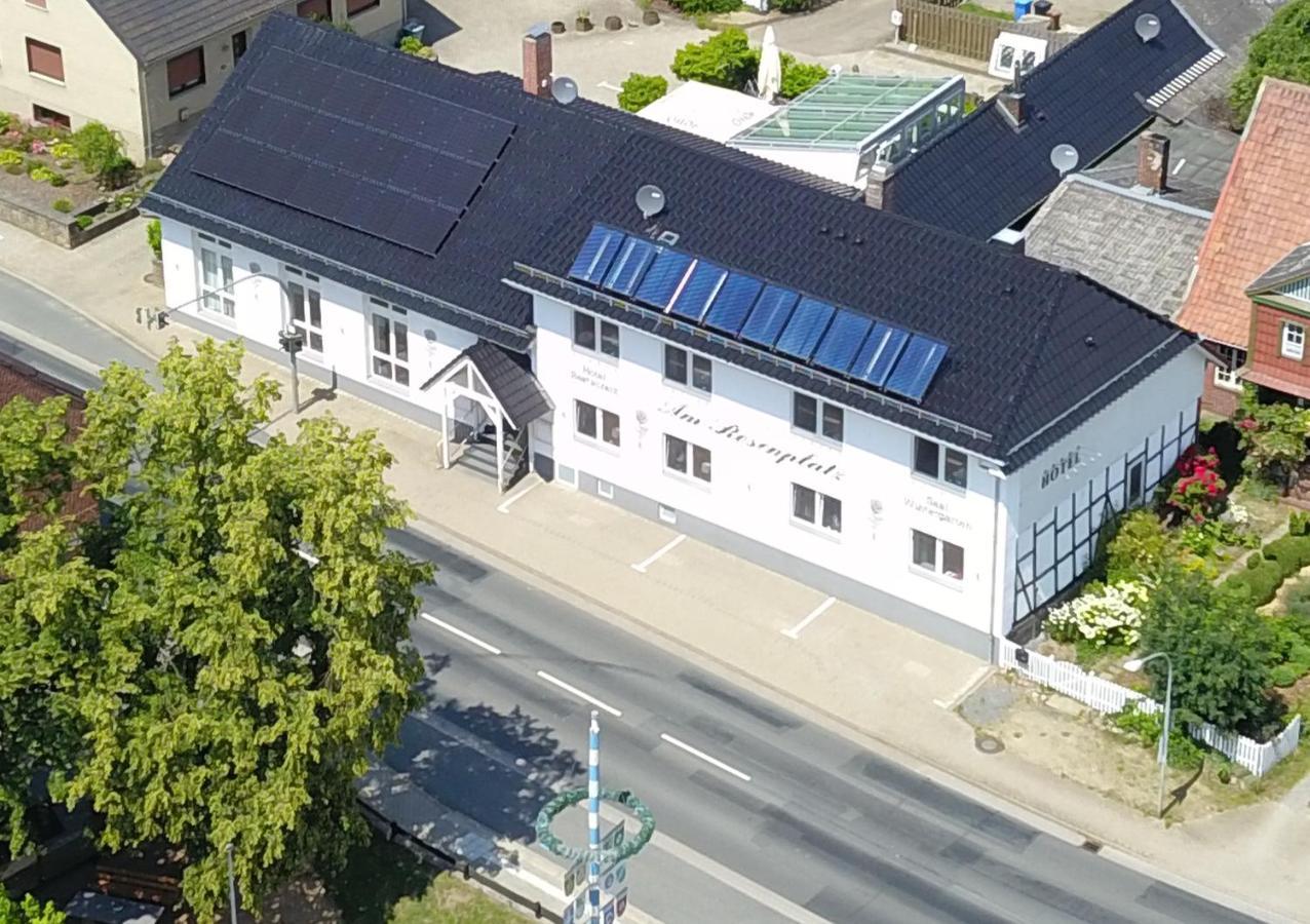 Hotel Am Rosenplatz,24 Stunden Check In, Kostenfreie Parkplaetze Brechtorf Dış mekan fotoğraf